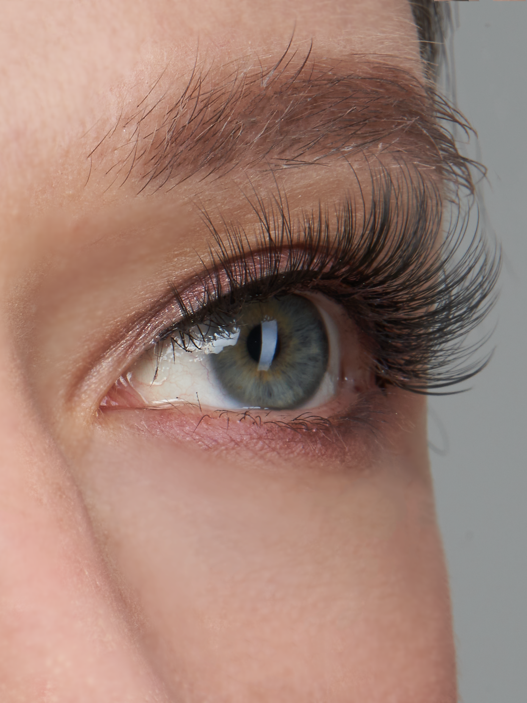 Rise & Shine the best Natural Eyelash Extension, left side