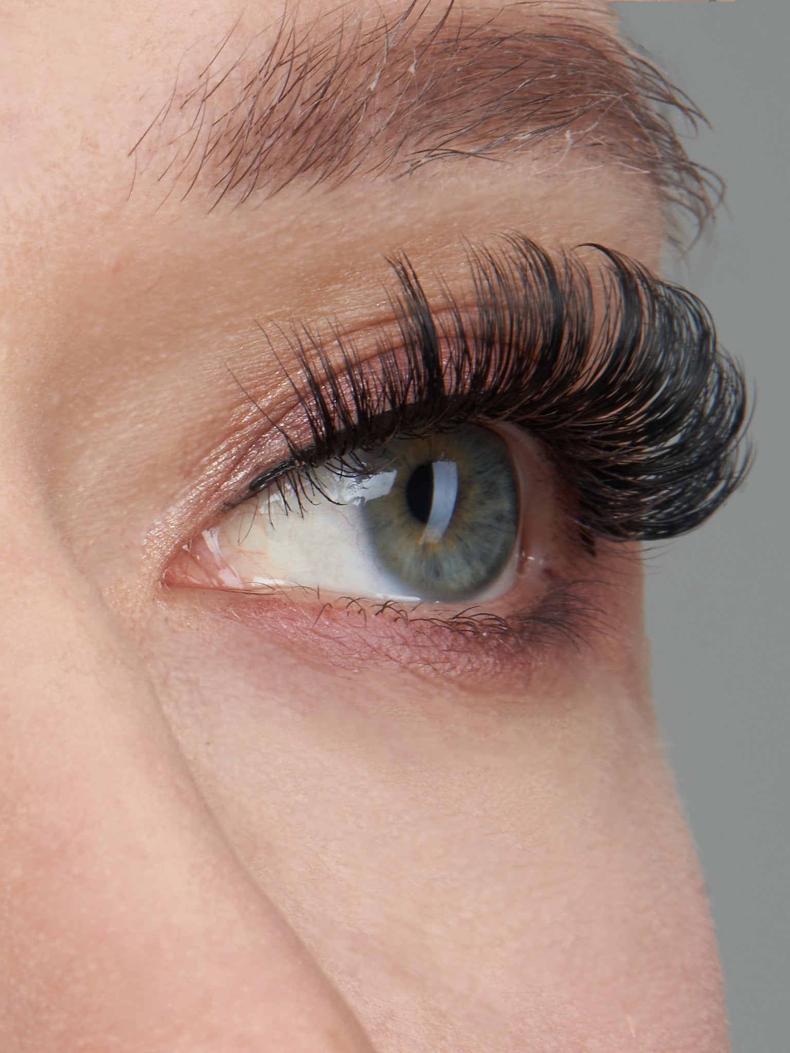 Role Model the best strip lashes look like eyelash Extension, left side