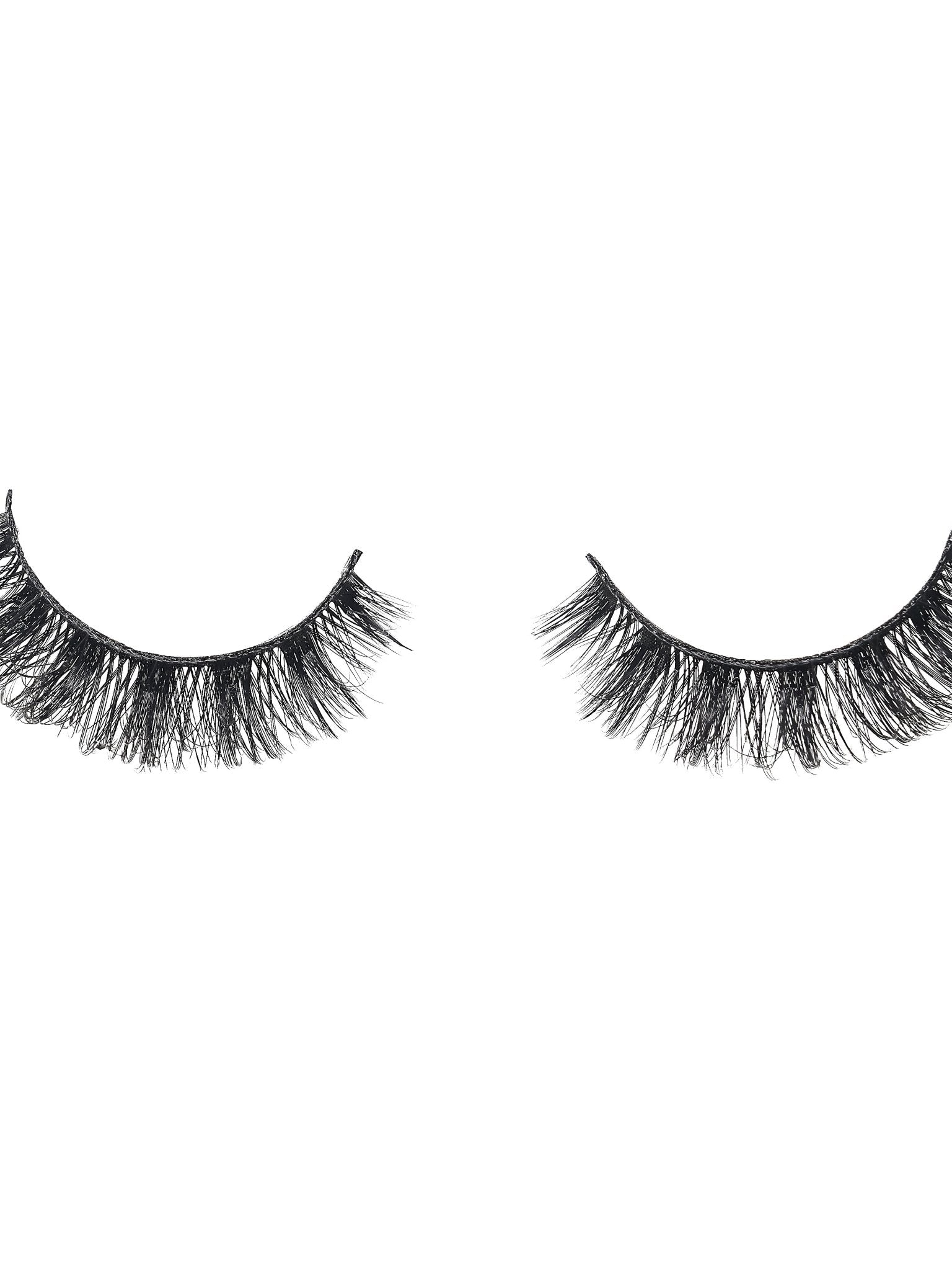 The One the best false eyelashes for all eye shapes, detail