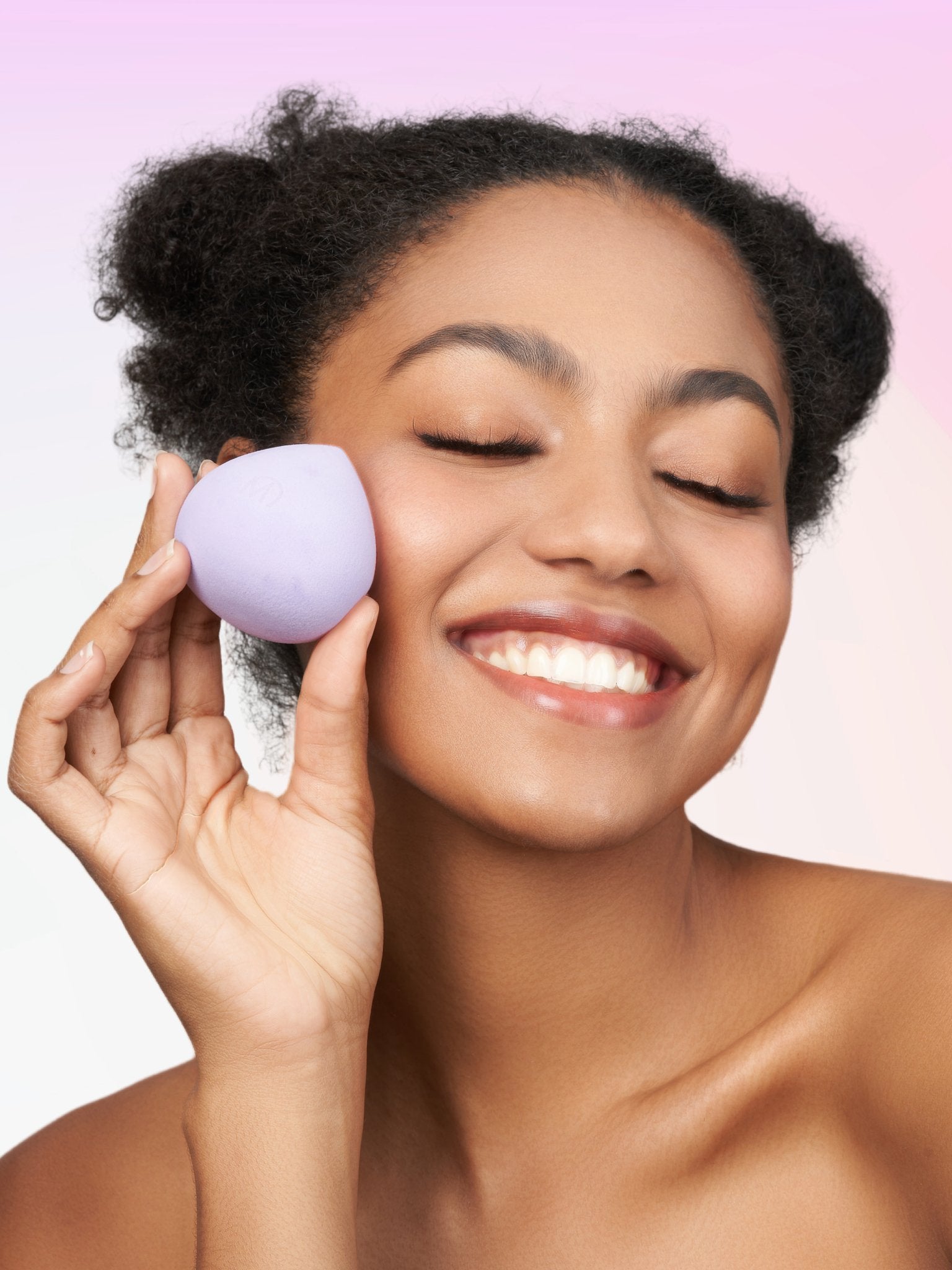 MeCo plus+ Makeup Sponge - MissMeCoLashes